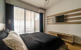 Super Stylish Apartments In The Heart Of Athens!